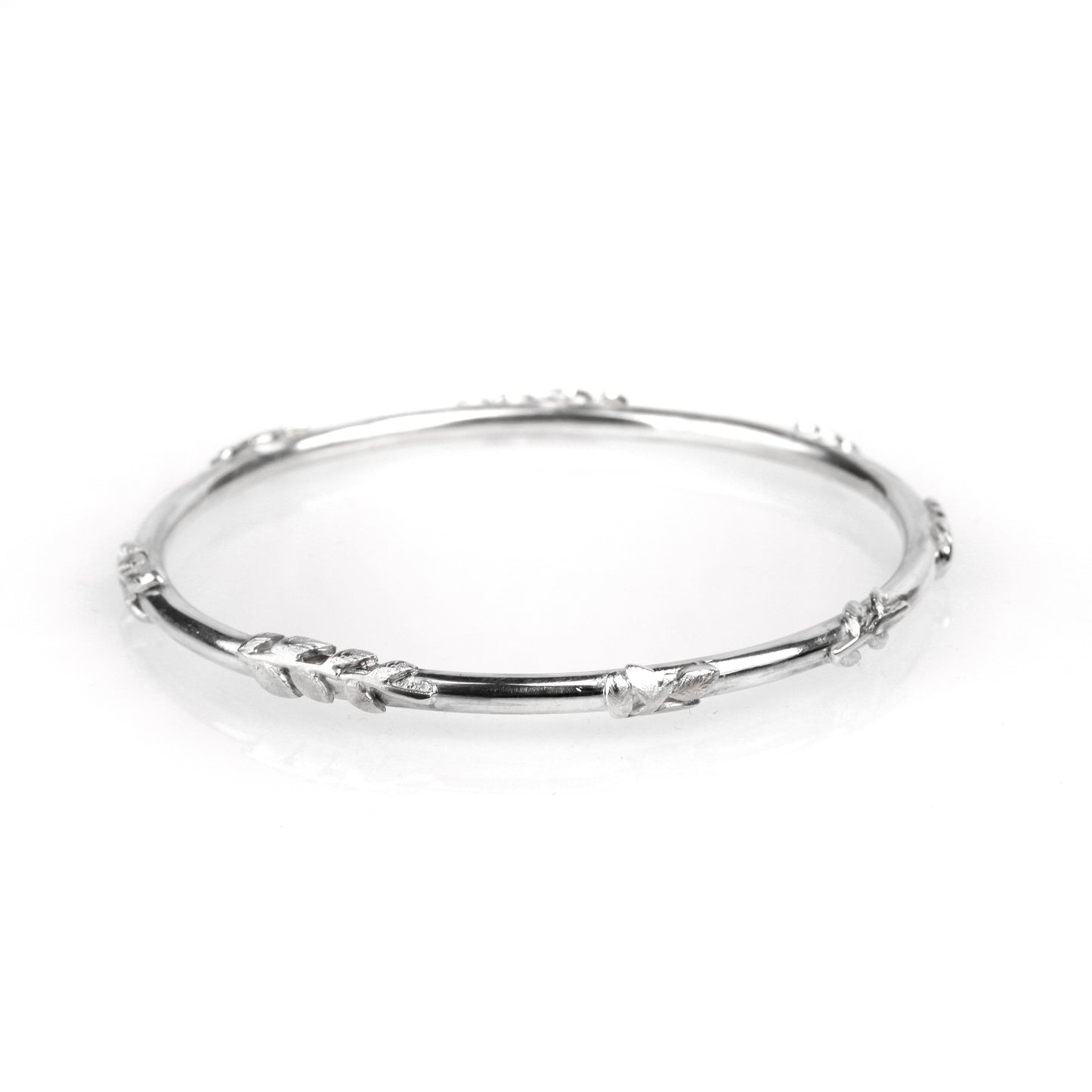 Foliage Scatter Bangle